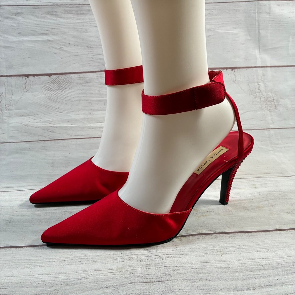 Lord & Taylor Desmond Pumps Womens 8M Red Satin Rhinestone Ankle Strap Heels